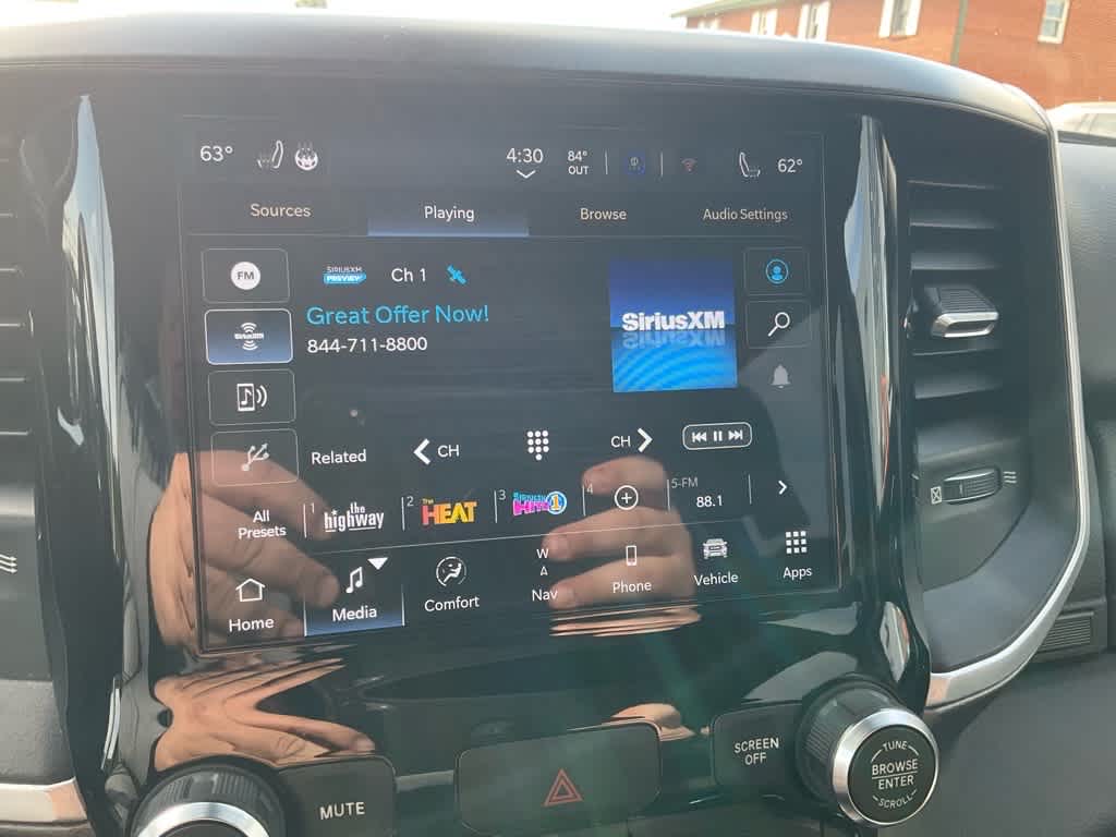 View vehicle photo 6