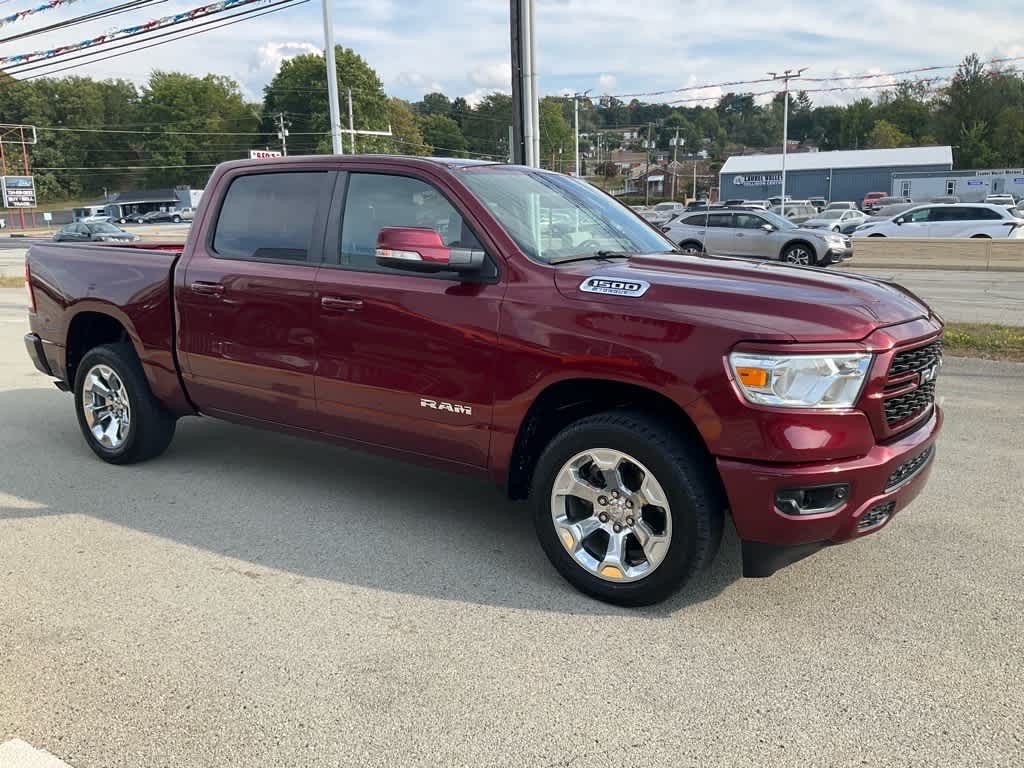 View vehicle photo 3