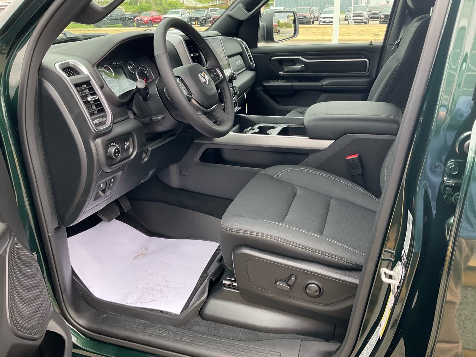 View vehicle photo 5