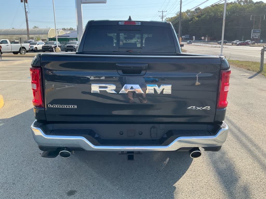 View vehicle photo 4