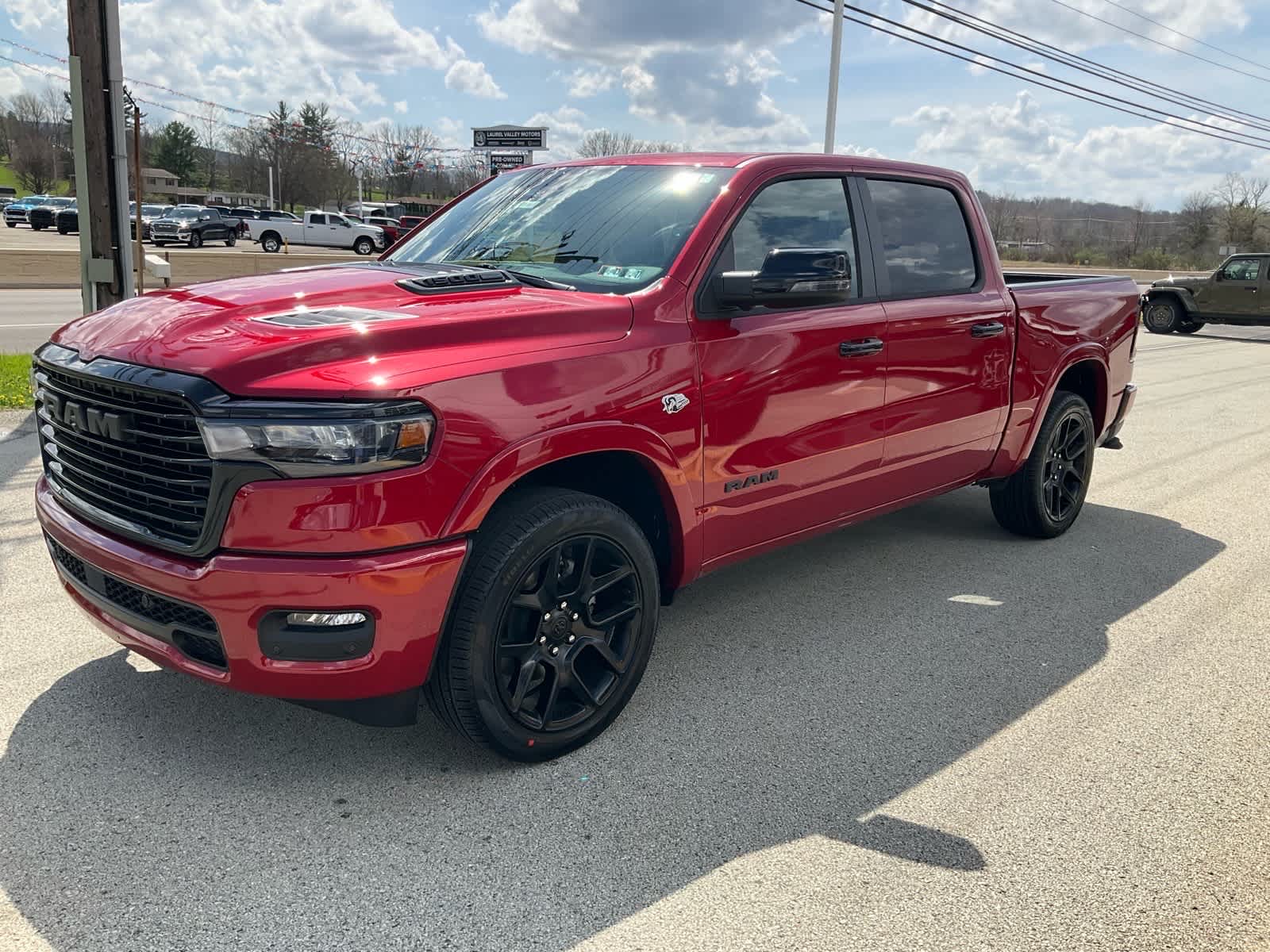 View vehicle photo 3