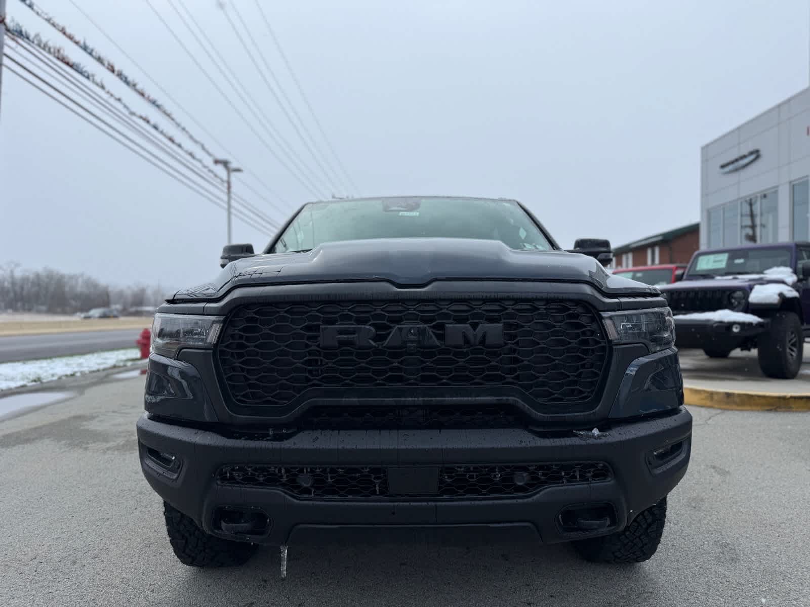 View vehicle photo 2