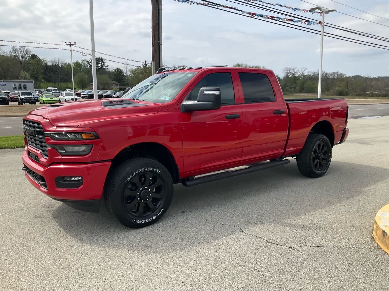 View vehicle photo 3