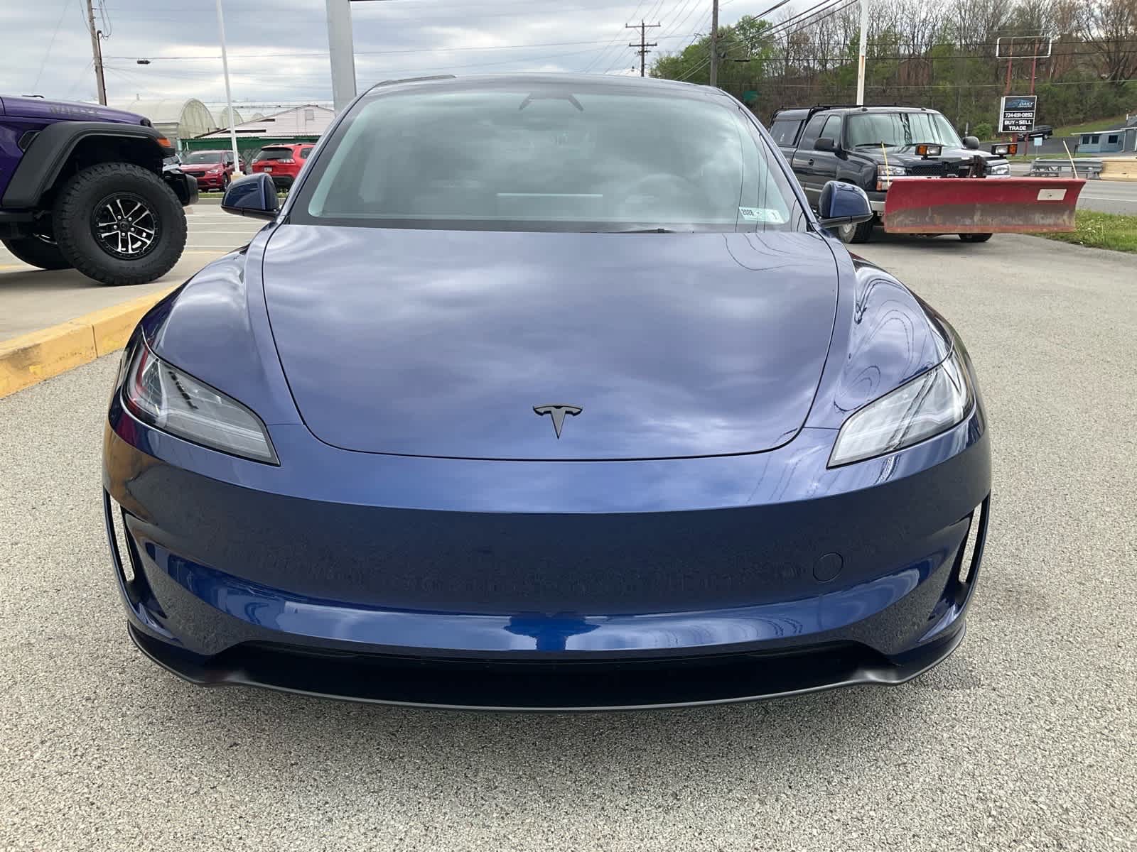 View vehicle photo 2