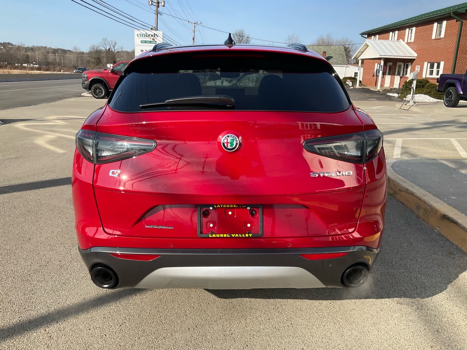View vehicle photo 4