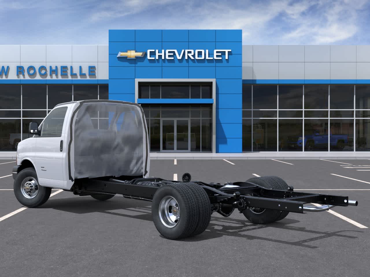 View vehicle photo 3