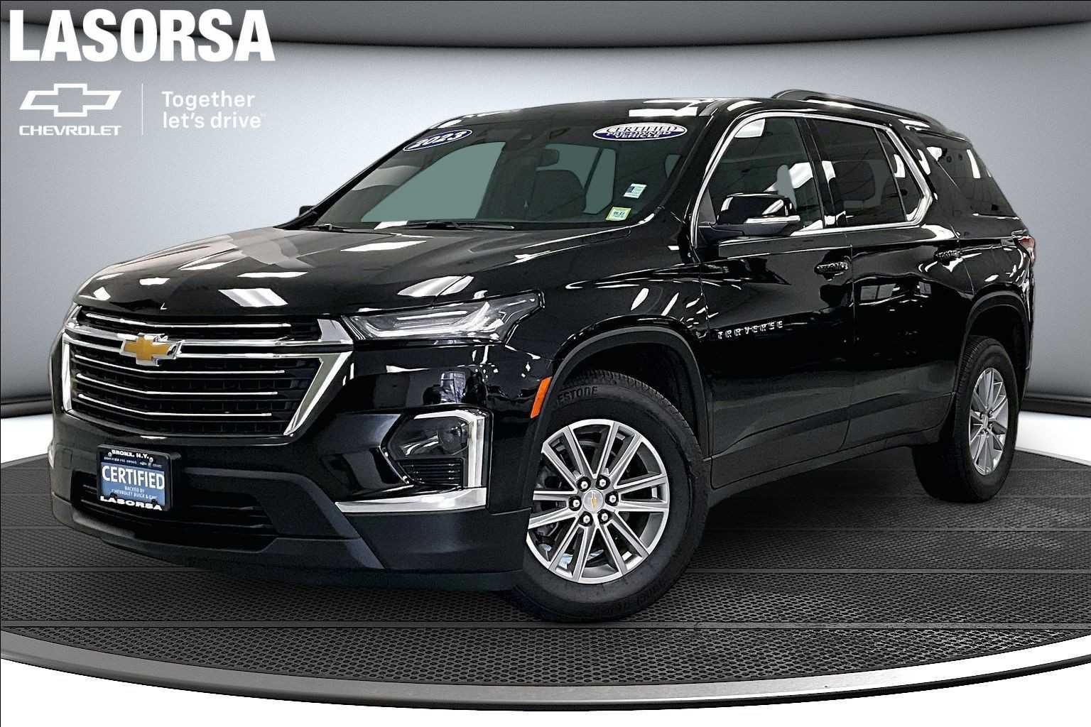 Mosaic Black Metallic 2023 Chevrolet Traverse SUV / Crossover Four-Wheel Drive 9-Speed Automatic