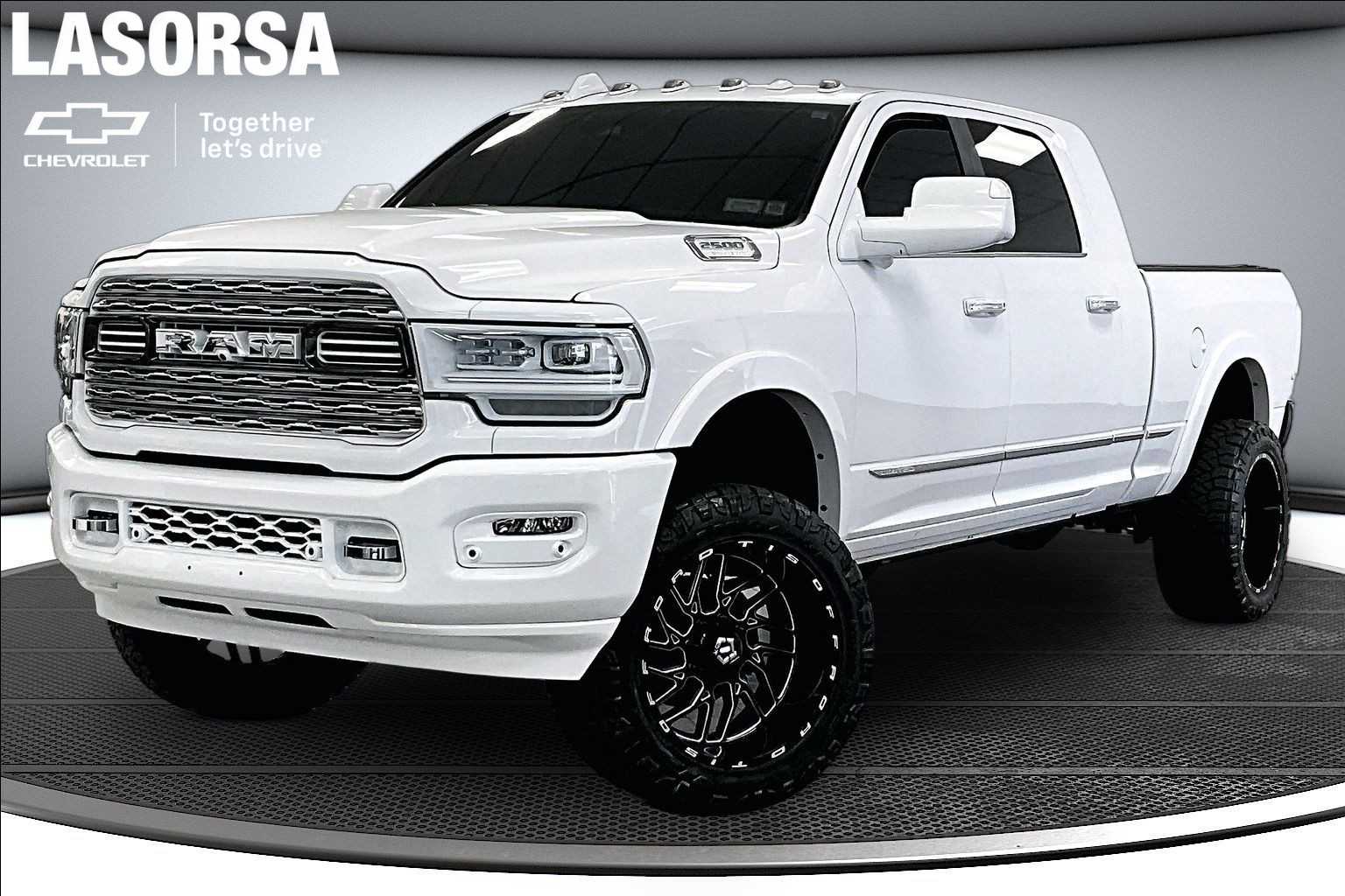 Pearl White 2021 RAM 2500 Pickup Truck Four-Wheel Drive 6-Speed Automatic