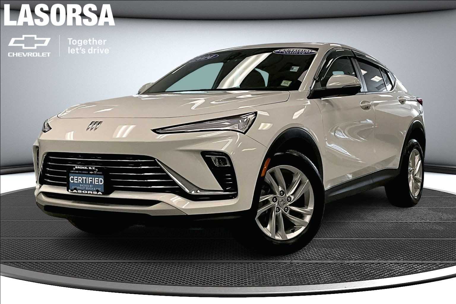 Summit White 2024 Buick Envista Preferred FWD SUV / Crossover Front-Wheel Drive 6-Speed Automatic