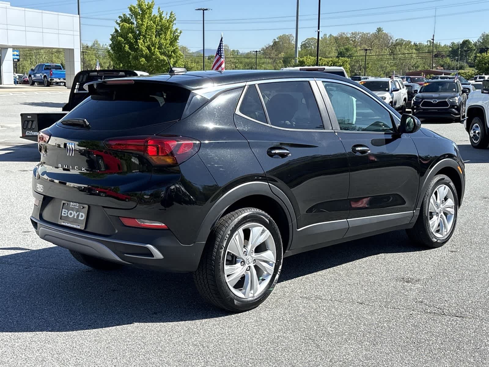 View vehicle photo 5