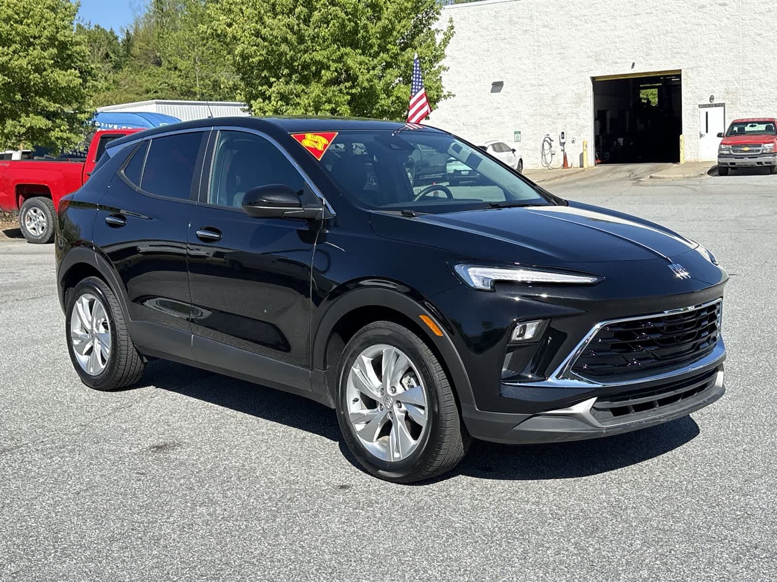 View vehicle photo 3