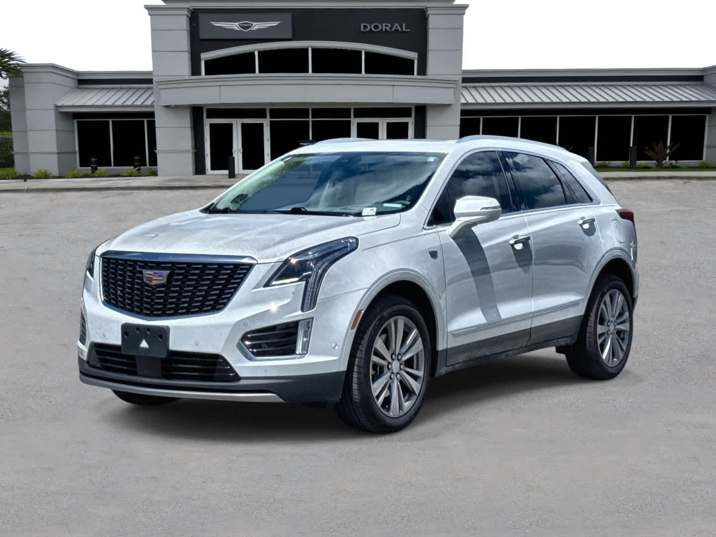 2025 Cadillac XT5 FWD Premium Luxury