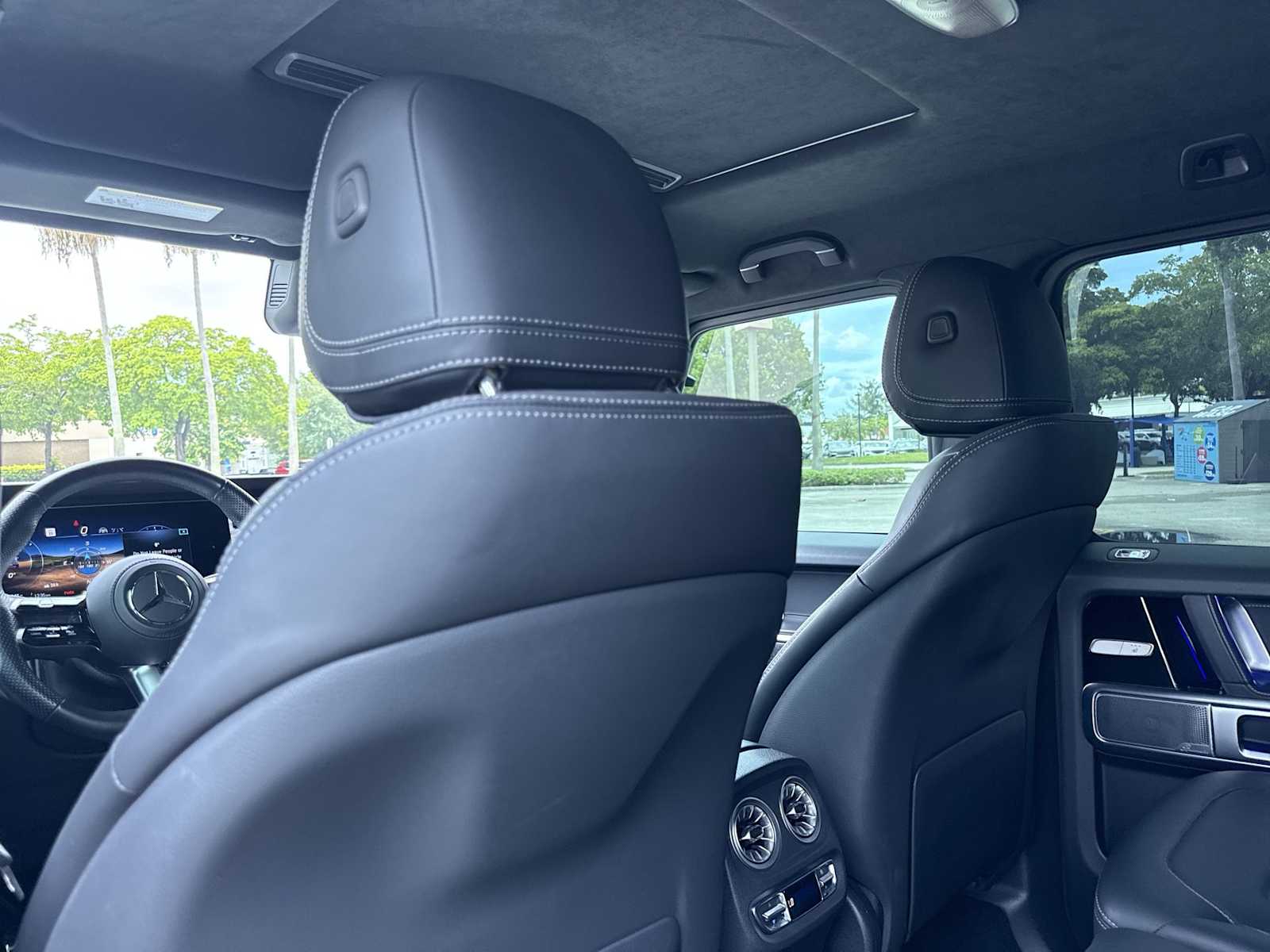 2025 Mercedes-Benz G-Class G550 - Photo 23