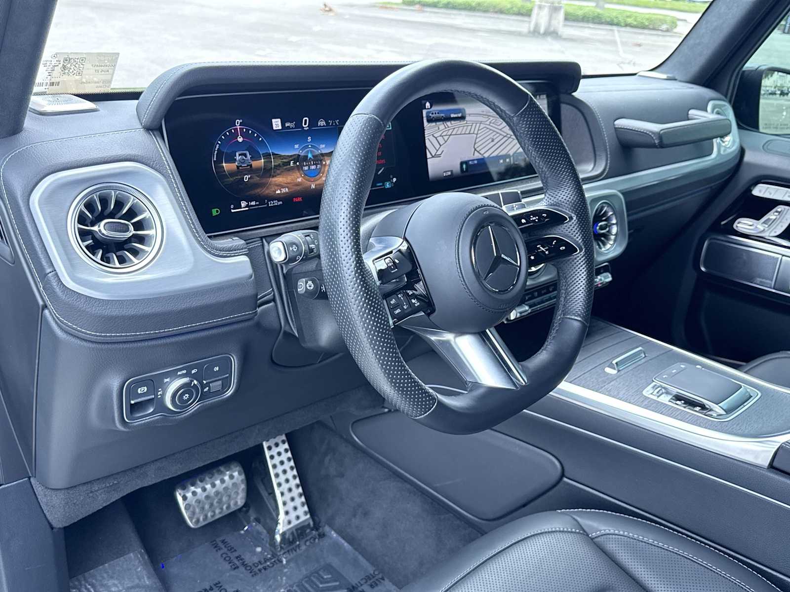 2025 Mercedes-Benz G-Class G550 - Photo 13