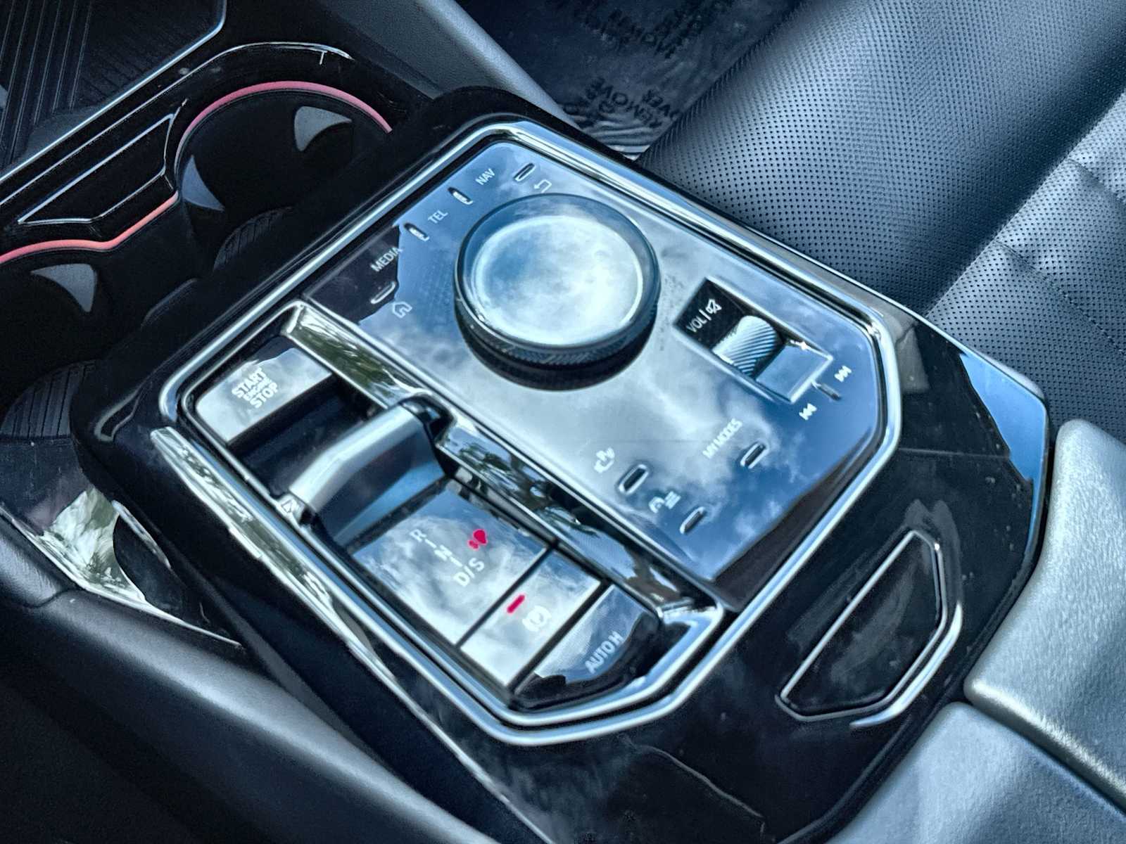 2024 BMW 5 Series 540i - Photo 21