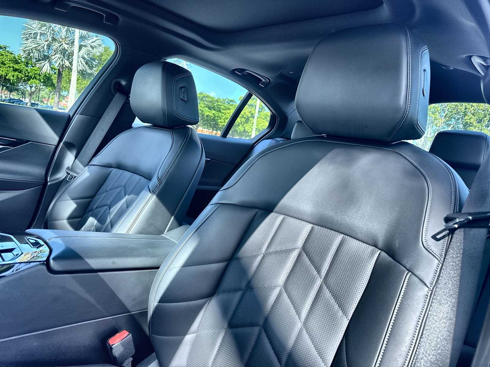 2024 BMW 5 Series 540i - Photo 14