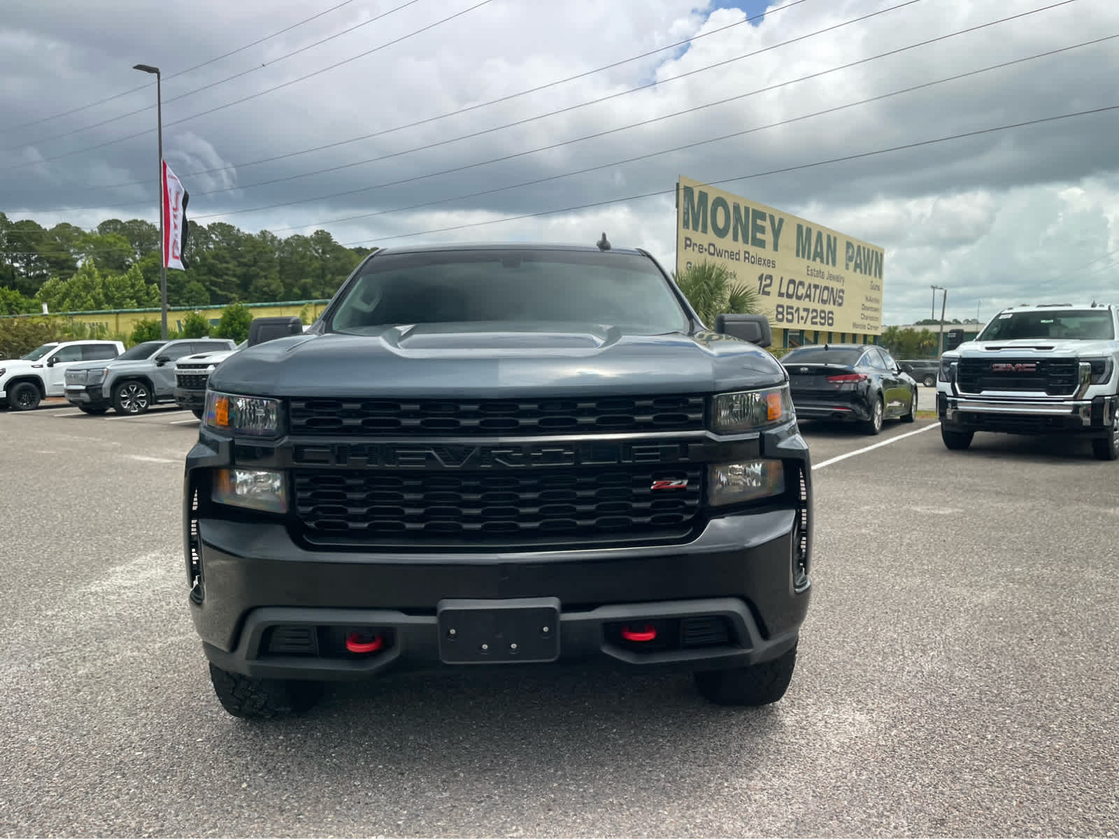 View vehicle photo 3