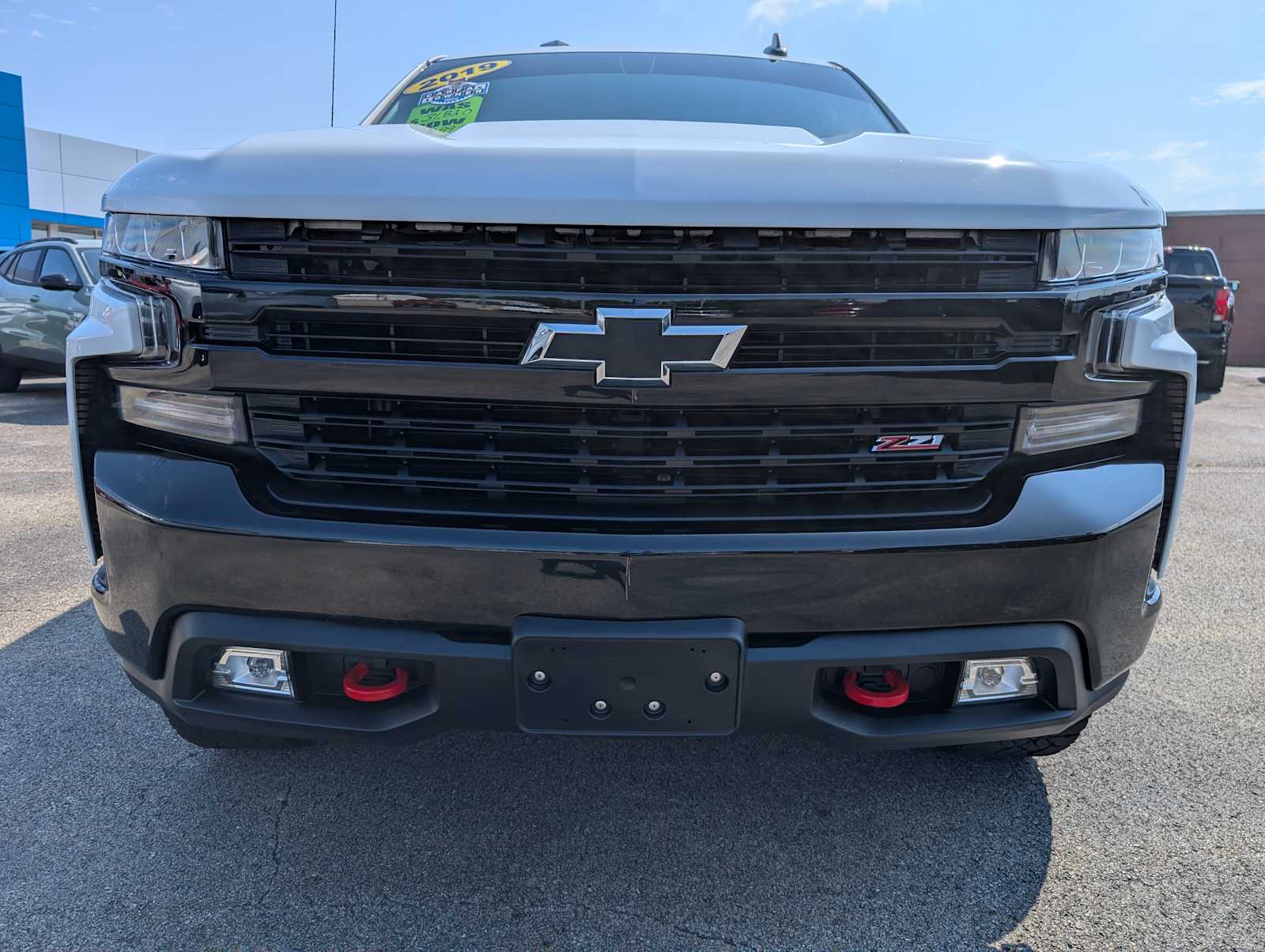 Summit White 2019 Chevrolet Silverado 1500 Pickup Truck Four-Wheel Drive 8-Speed Automatic