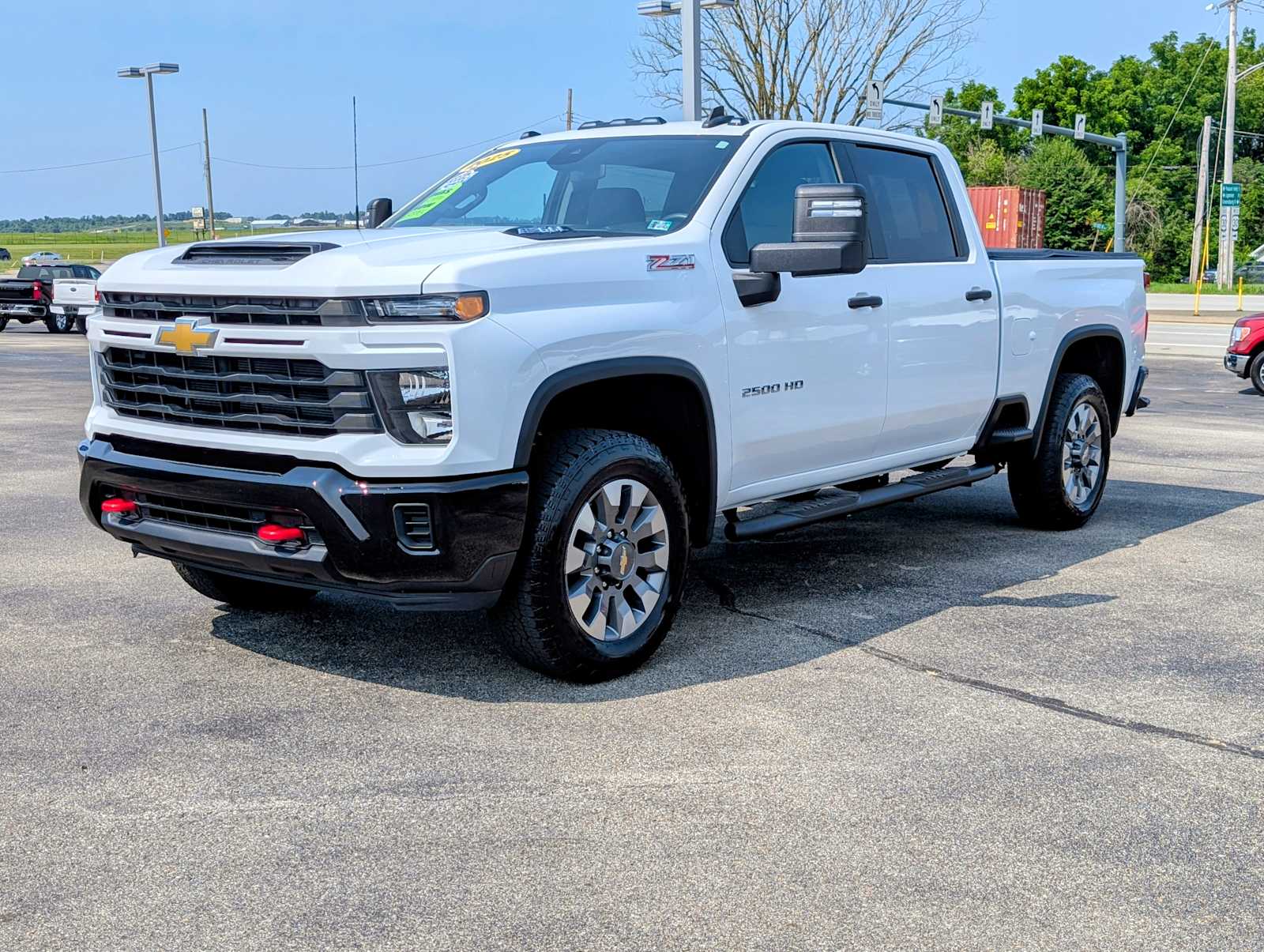 Summit White 2025 Chevrolet Silverado 2500HD Pickup Truck Four-Wheel Drive Automatic