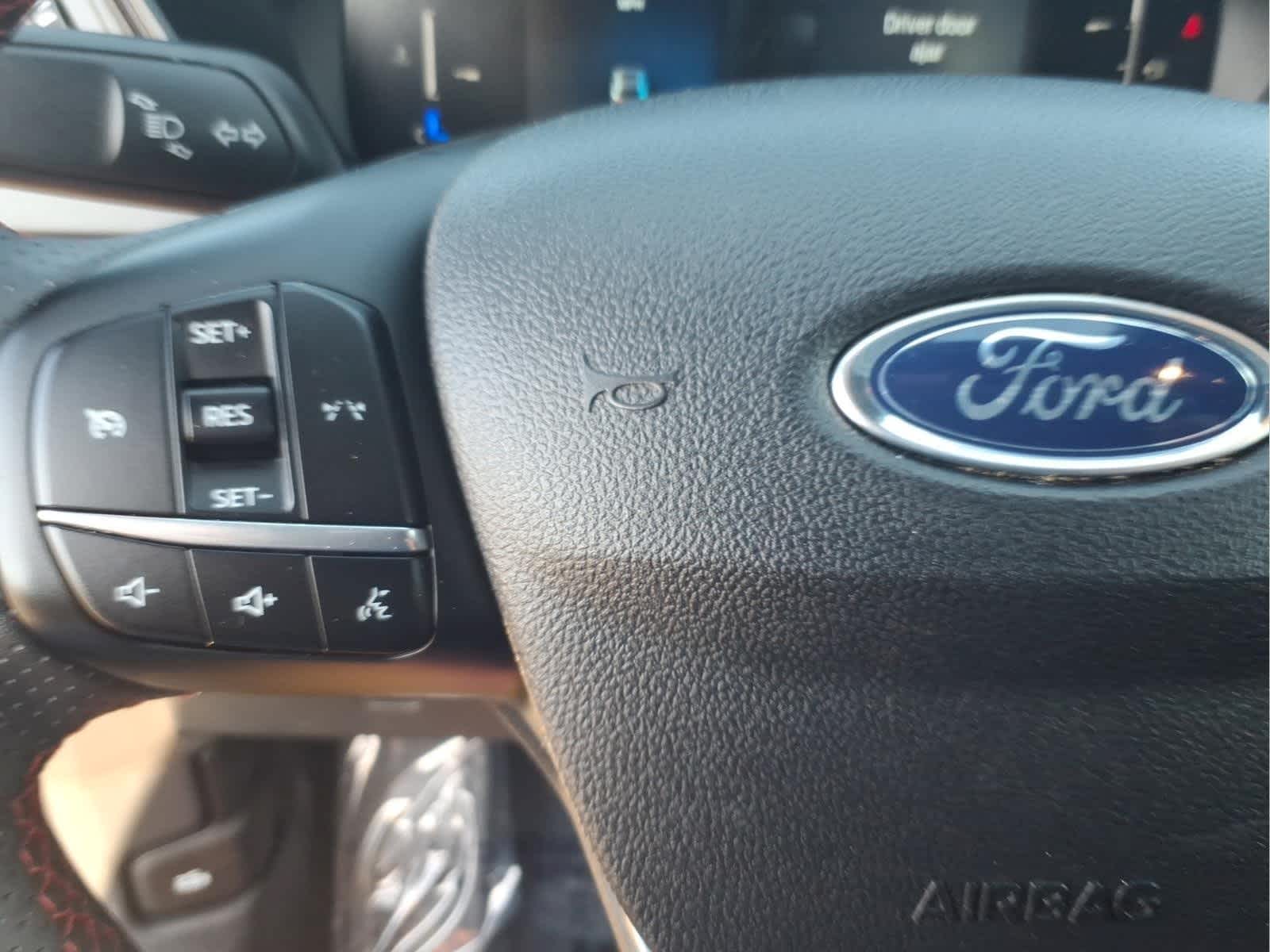 Used 2025 Agate Black Ford ST-Line Select image 28