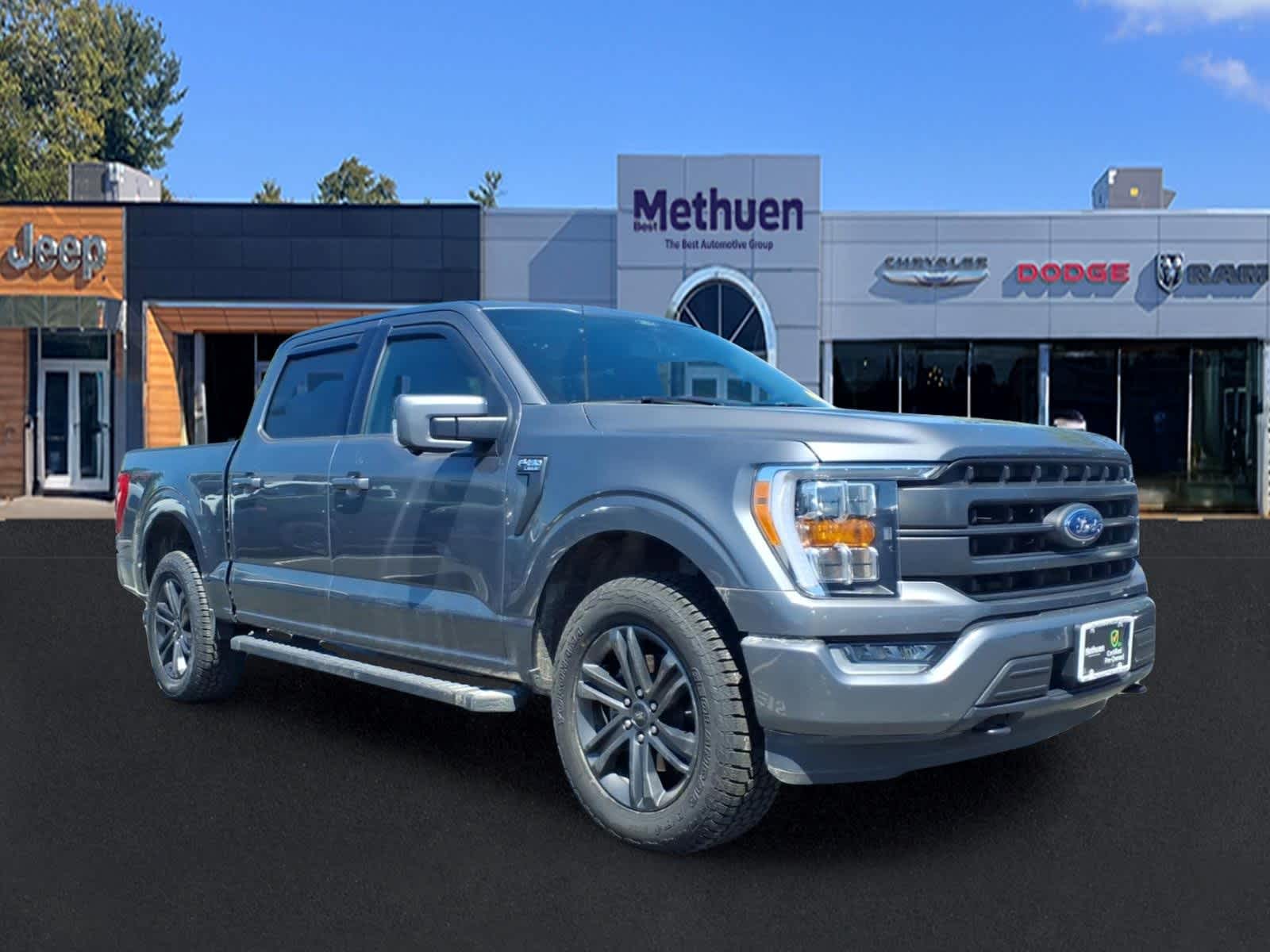 Carbonized Gray Metallic 2022 Ford F-150 Lariat SuperCrew 4WD Pickup Truck Four-Wheel Drive Automatic