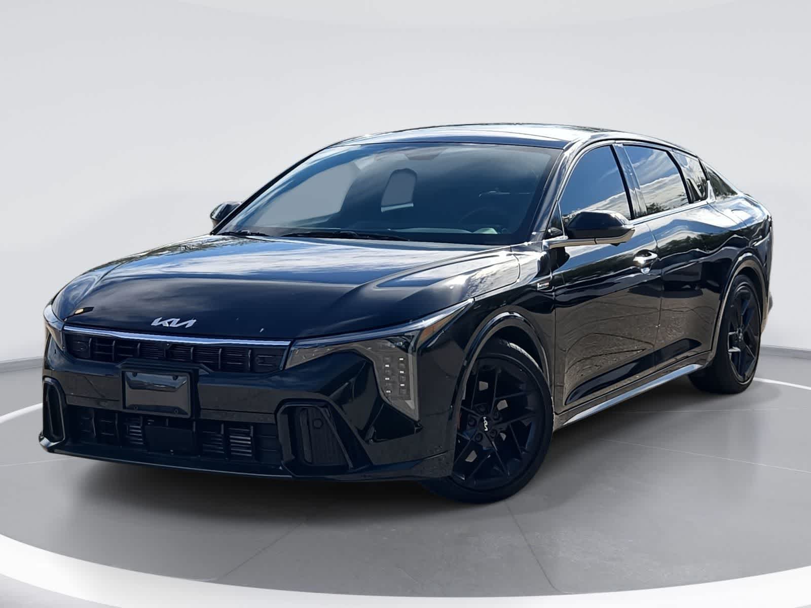 Black 2025 Kia K4 Sedan Front-Wheel Drive 8-Speed Automatic