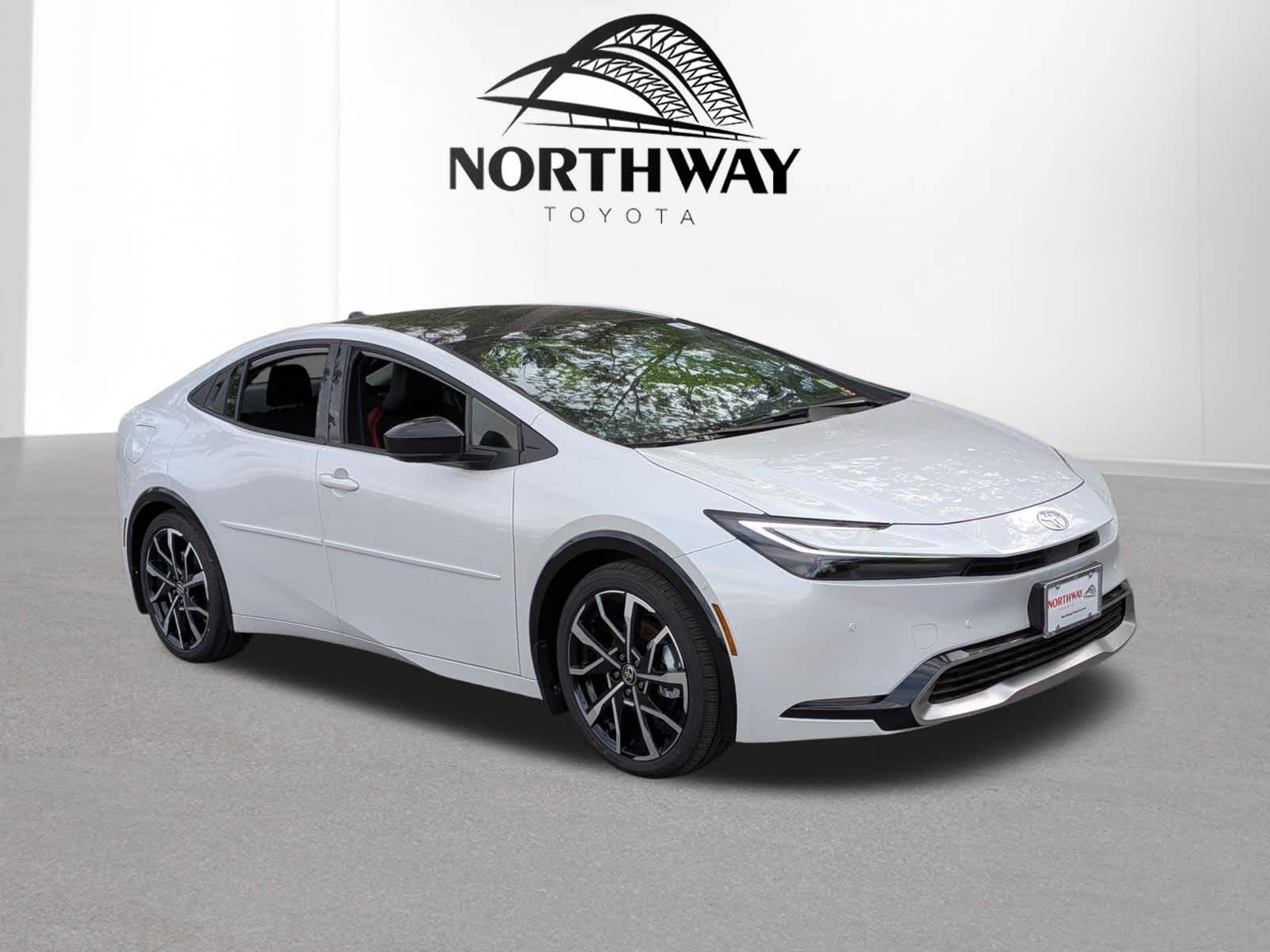 White (Wind Chill Pearl) 2026 Toyota Prius Plug-In Hybrid Hatchback Front-Wheel Drive Continuously Variable Transmission