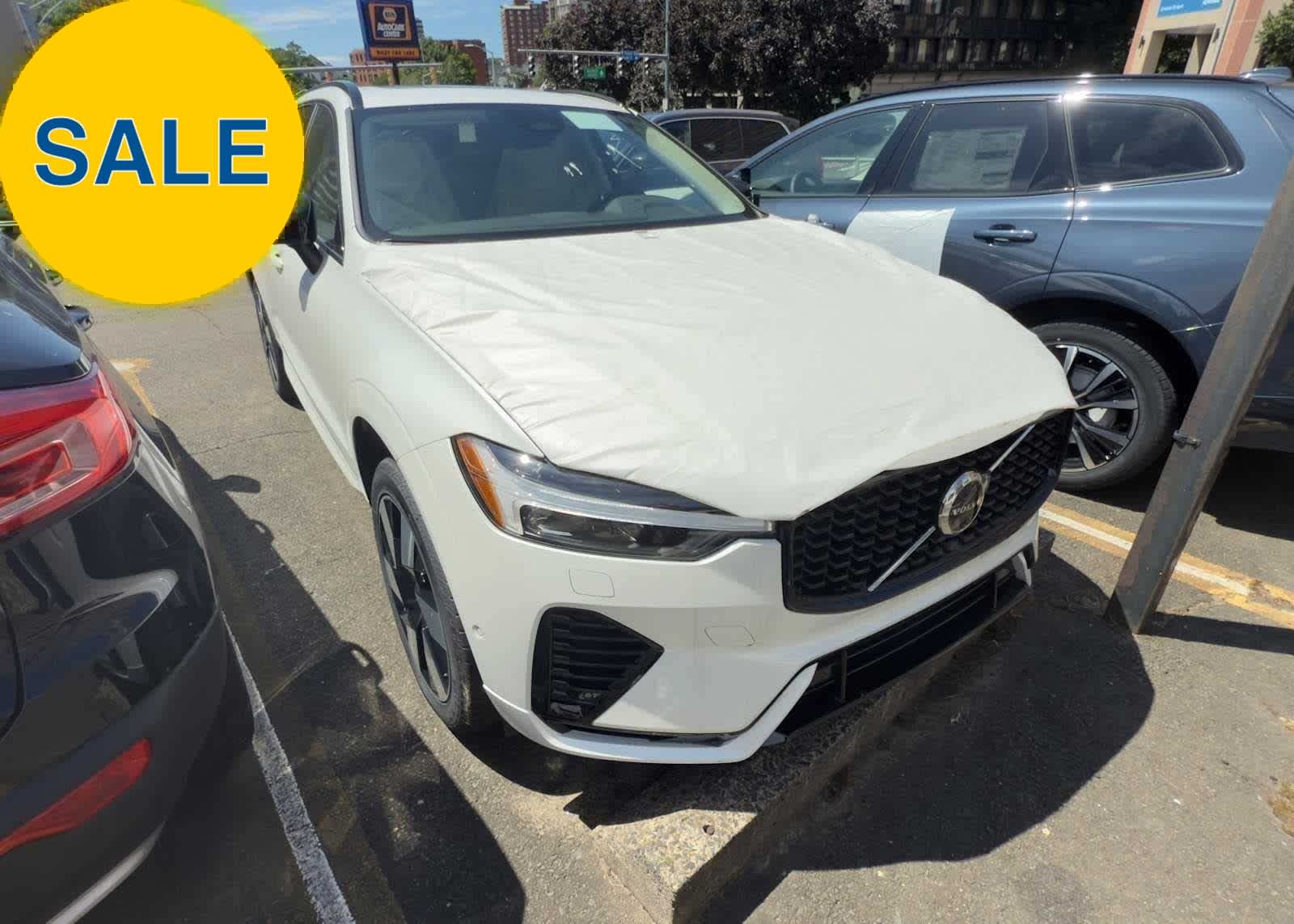 CRYSTAL WHITE 2025 Volvo XC60 SUV / Crossover All-Wheel Drive 8-Speed Automatic