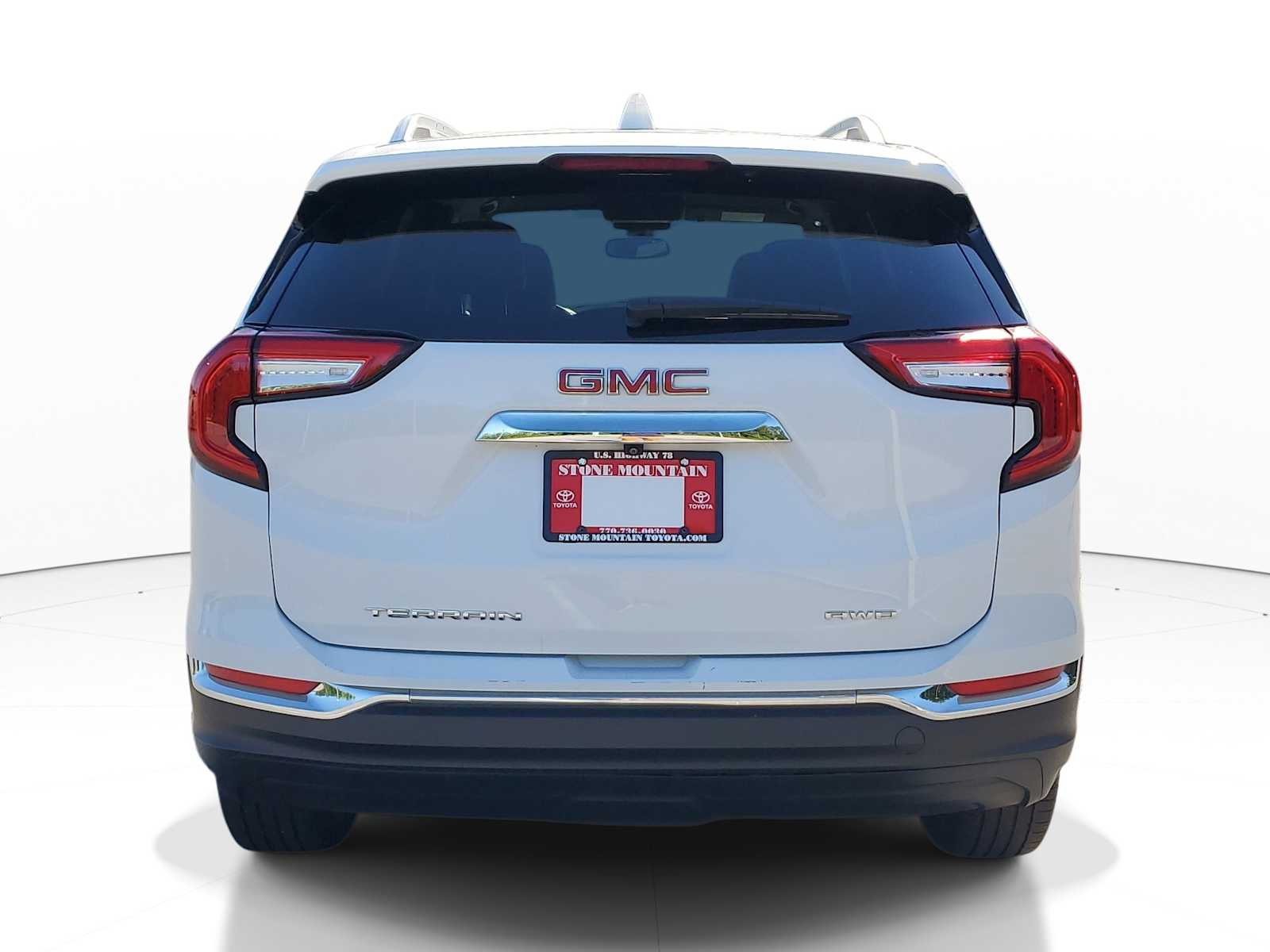 View vehicle photo 5