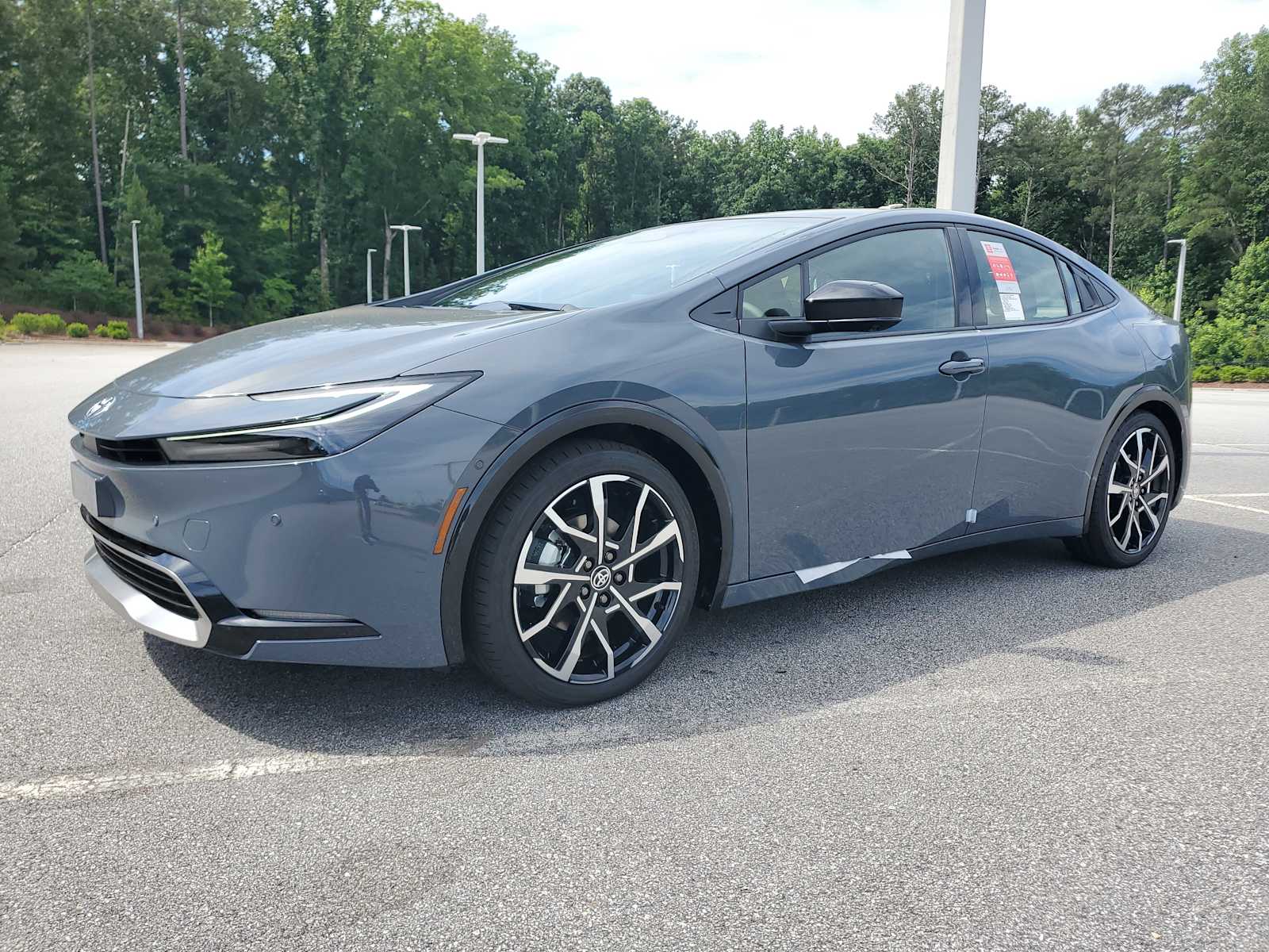 Guardian Gray 2026 Toyota Prius Plug-In Hybrid Hatchback Front-Wheel Drive Continuously Variable Transmission