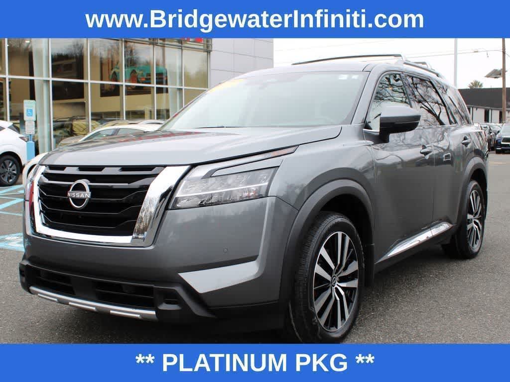 2023 Nissan Pathfinder Platinum 4WD
