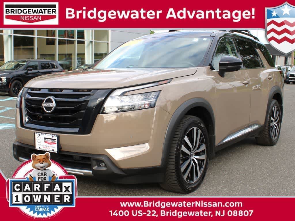 Baja Storm/Super Black Roof 2023 Nissan Pathfinder SUV / Crossover All-Wheel Drive 9-Speed Automatic