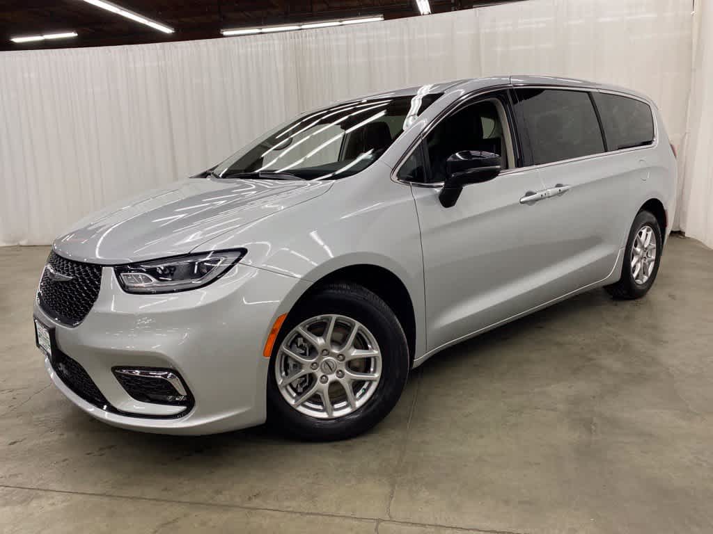 2024 Chrysler Pacifica