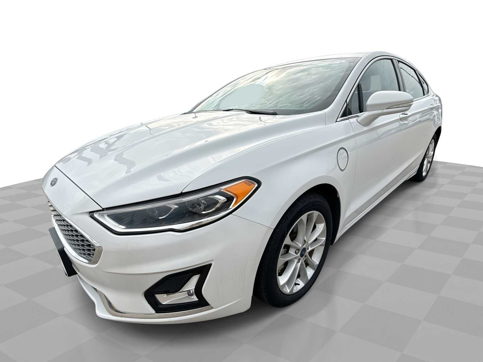 2019 Ford Fusion Energi Titanium FWD