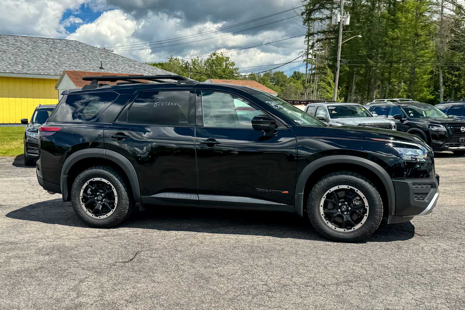 Super Black 2025 Nissan Pathfinder SUV / Crossover All-Wheel Drive 9-Speed Automatic
