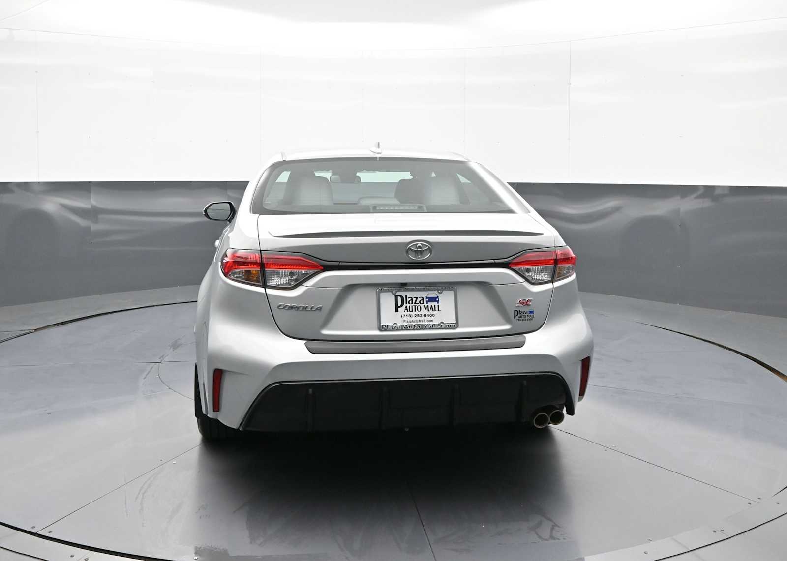 View vehicle photo 7
