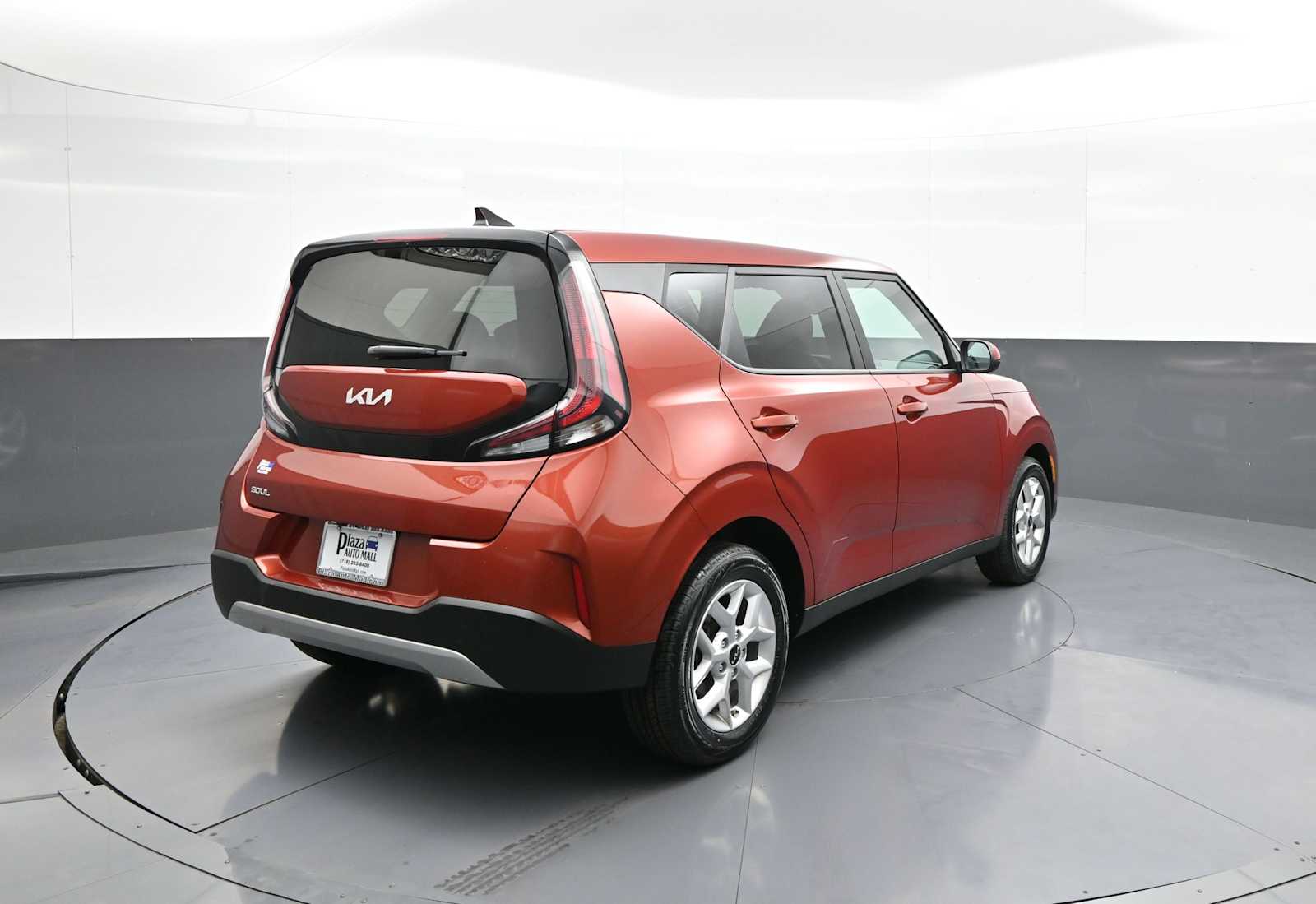 View vehicle photo 6