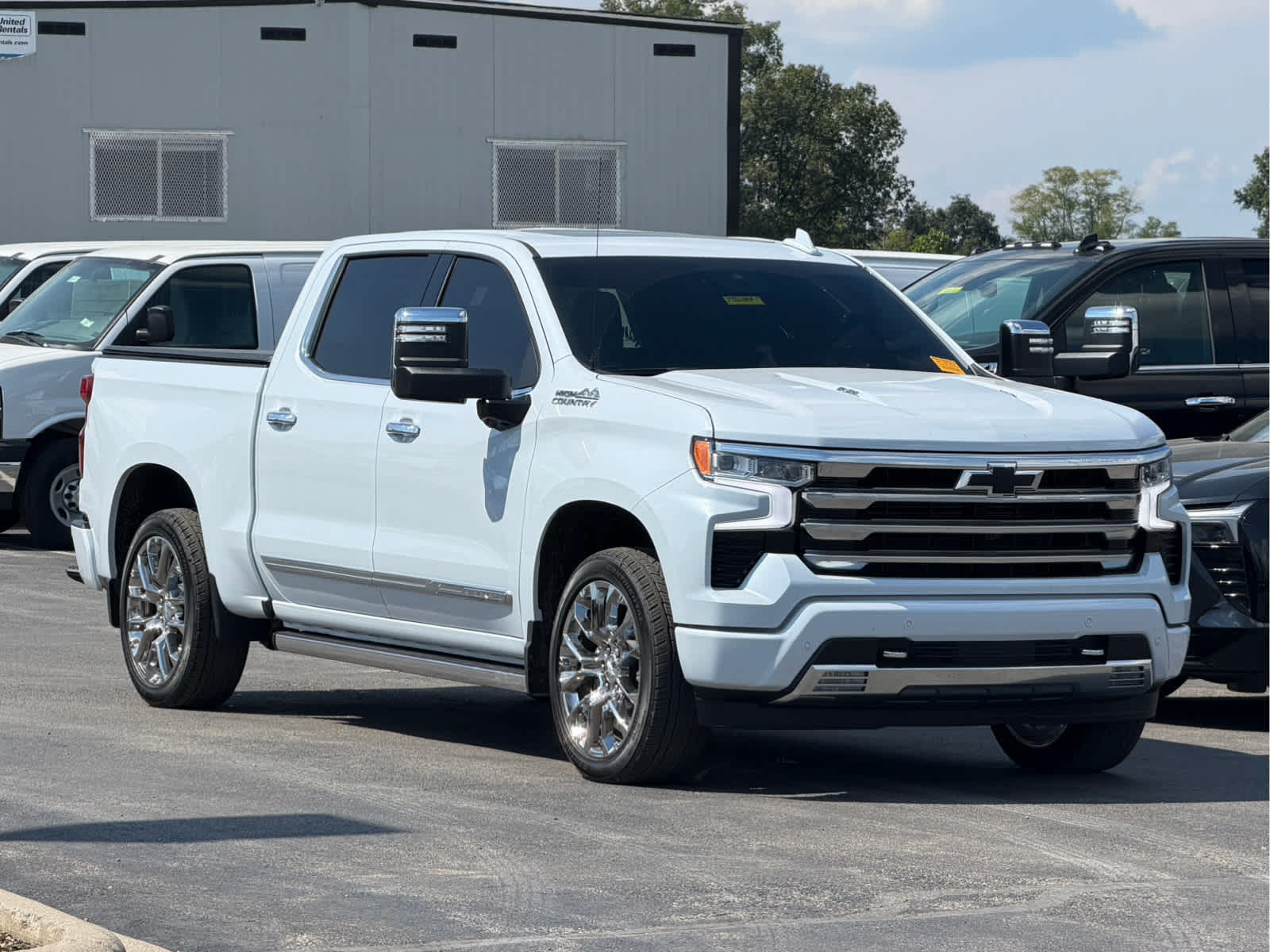 Polar White Tricoat 2026 Chevrolet Silverado 1500 Pickup Truck Four-Wheel Drive Automatic
