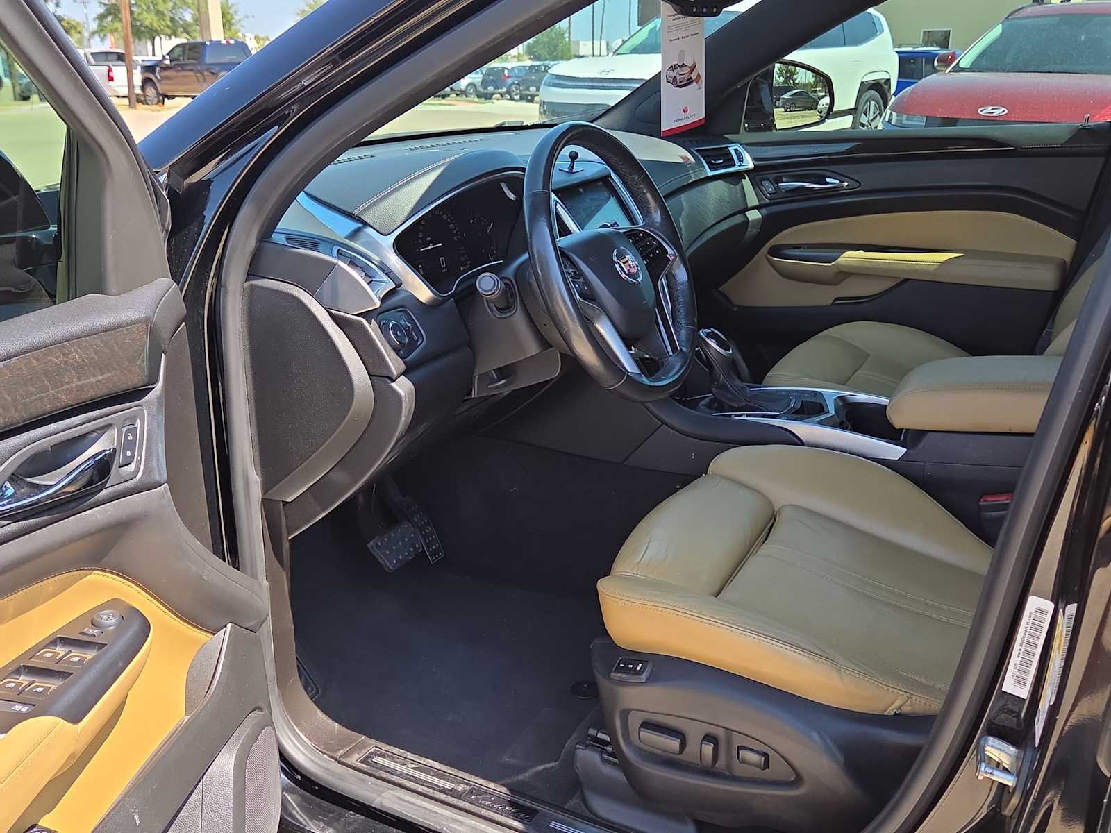 Used 2014 Cadillac SRX Performance Collection with VIN 3GYFNCE34ES565264 for sale in Rockwall, TX