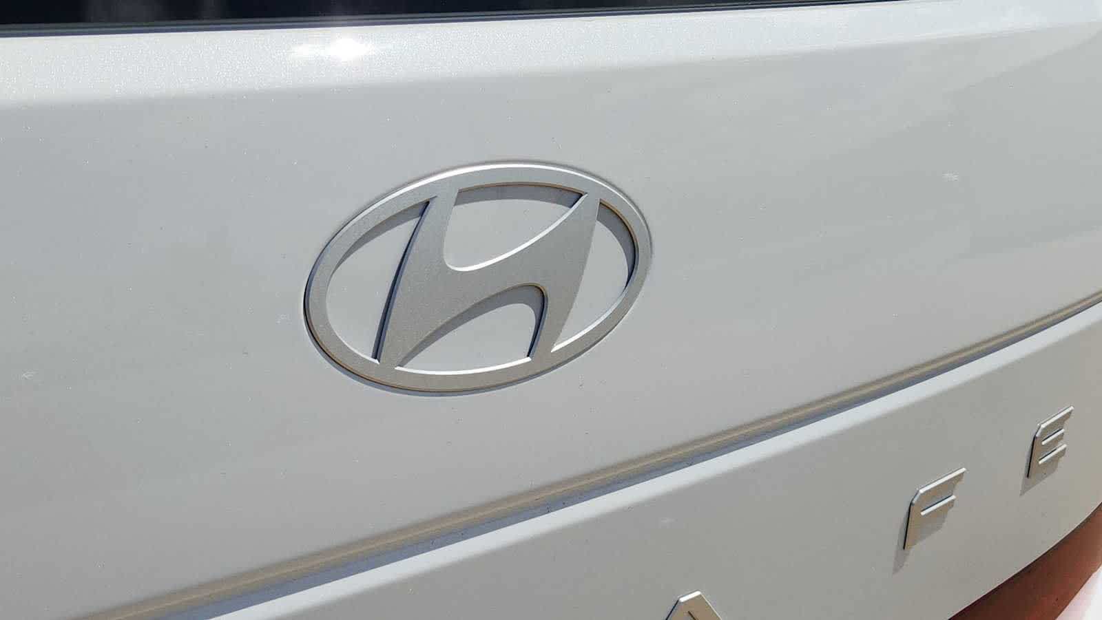 2026 Hyundai Santa Fe SEL - Photo 11