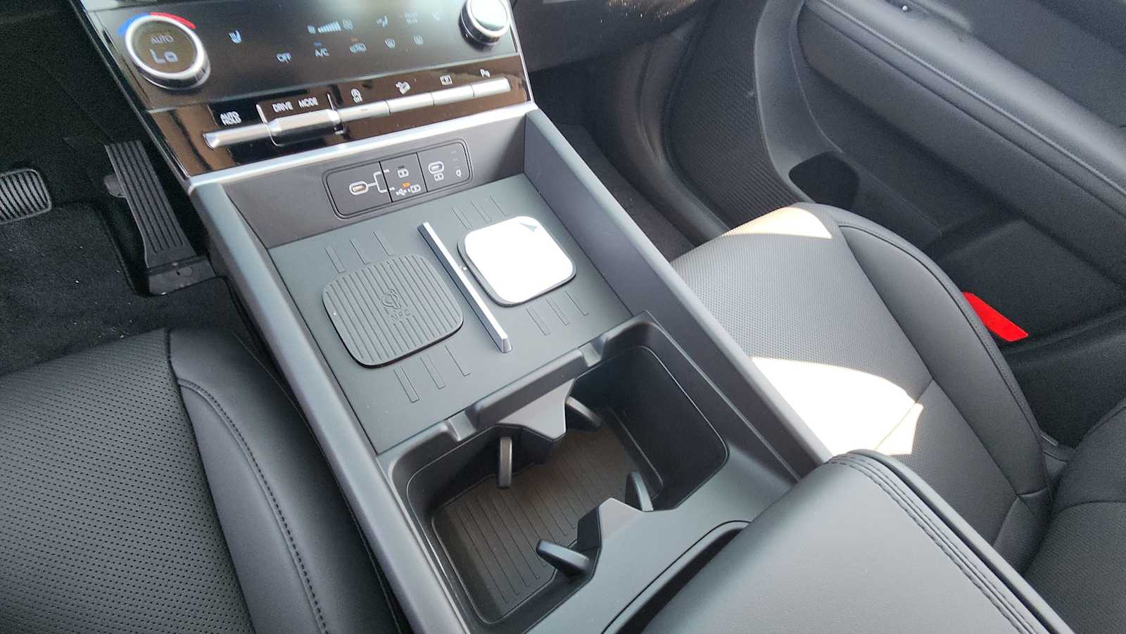 2026 Hyundai Santa Fe SEL - Photo 12