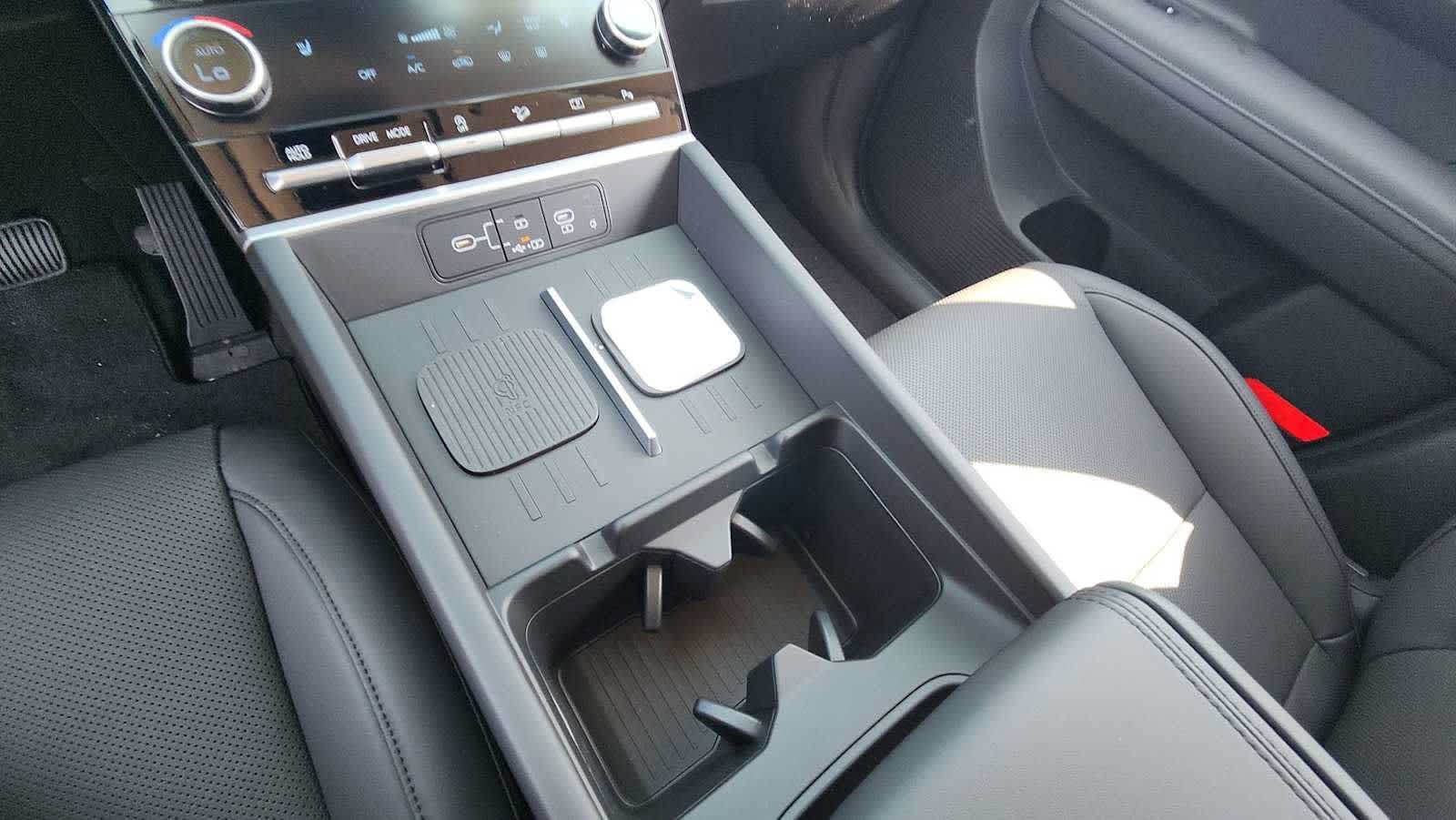 2026 Hyundai Santa Fe SEL - Photo 12