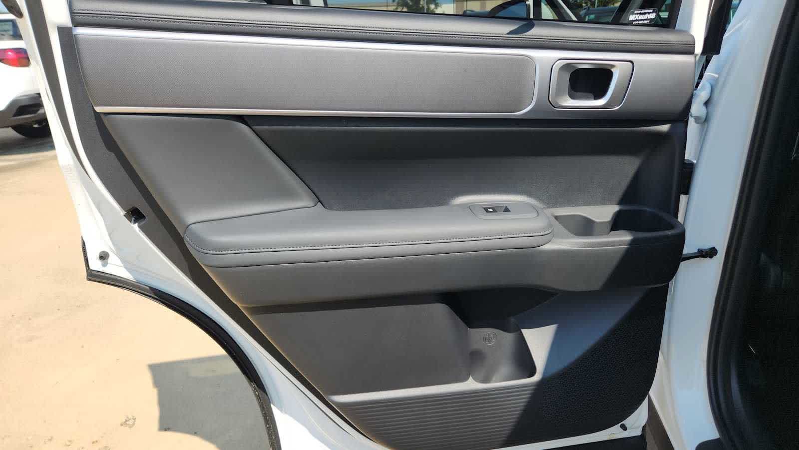2026 Hyundai Santa Fe SEL - Photo 18