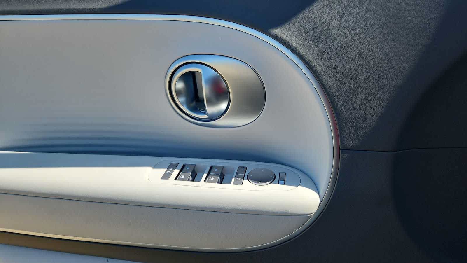 2026 Hyundai IONIQ 9 SE - Photo 22