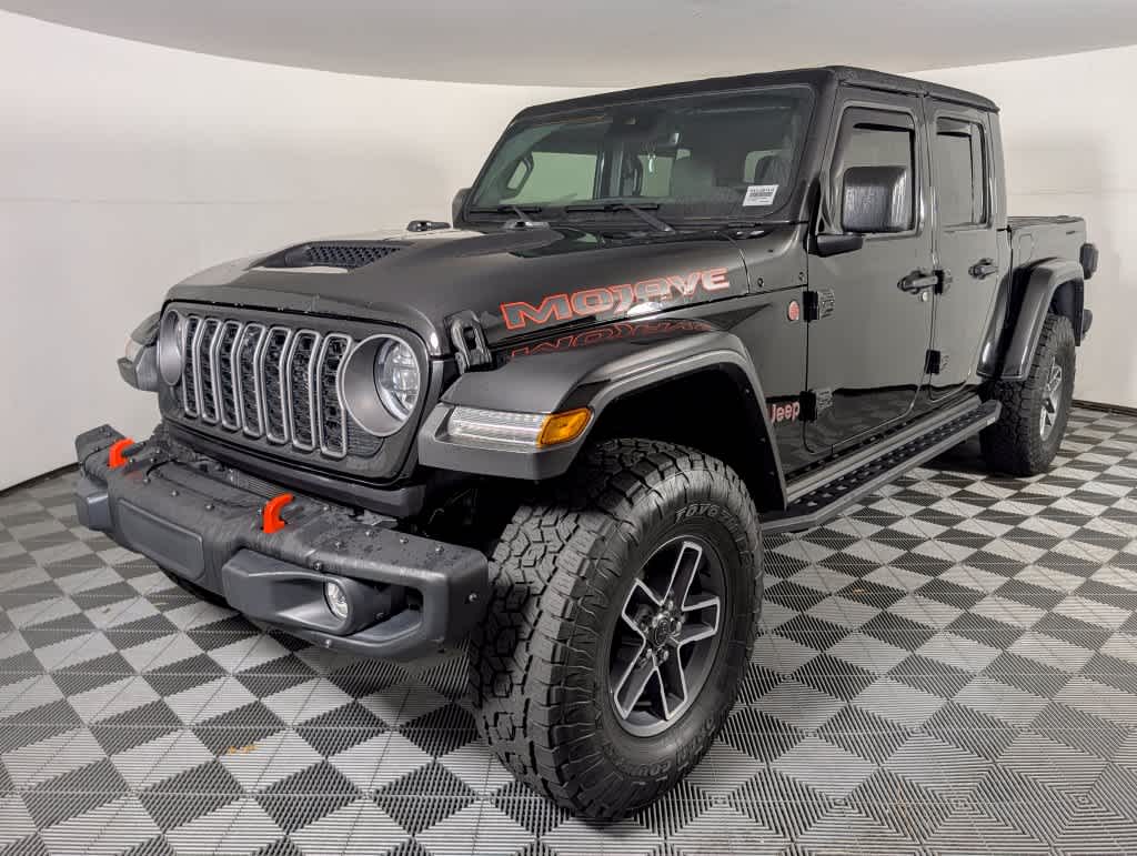 Pre-Owned 2024 Jeep Gladiator Mojave X Pre-Owned 2024 Jeep Gladiator Mojave X