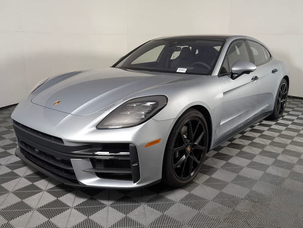 Pre-Owned 2026 Porsche Panamera GTS Pre-Owned 2026 Porsche Panamera GTS