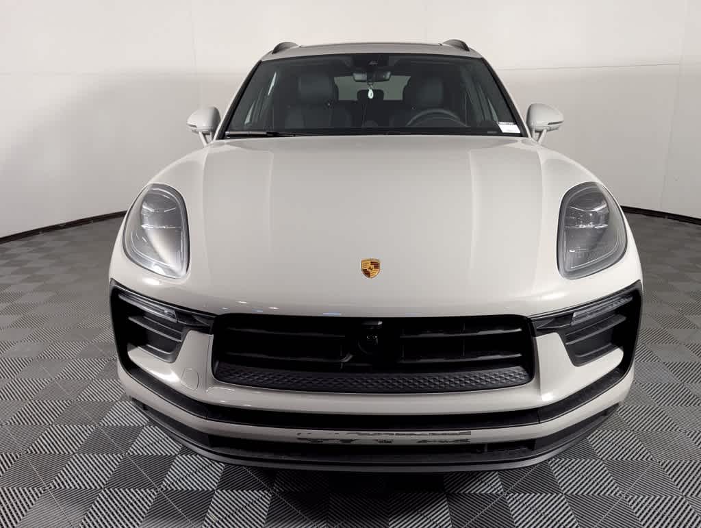 Used 2026 CHALK/STD-INT-IN-BLK Porsche  image 10