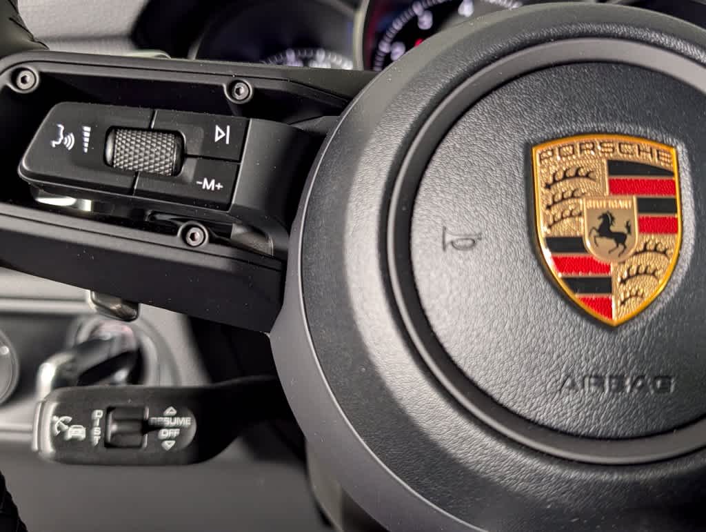 Used 2026 CHALK/STD-INT-IN-BLK Porsche  image 37