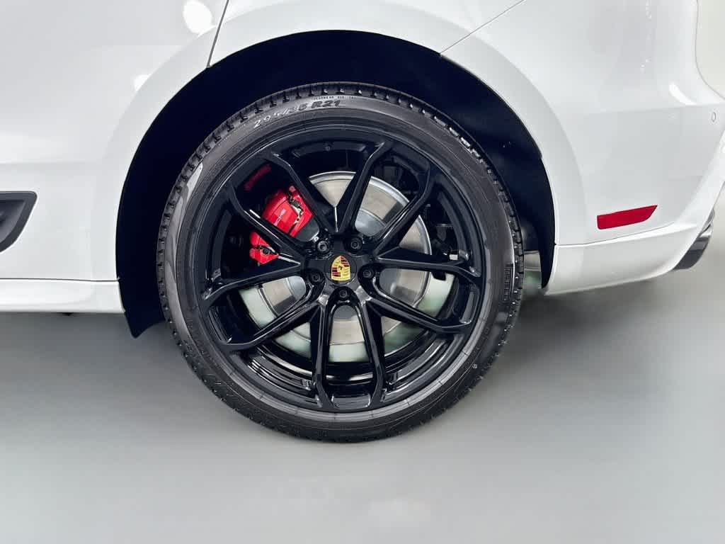 New 2026 0Q/Whit Porsche GTS image 22