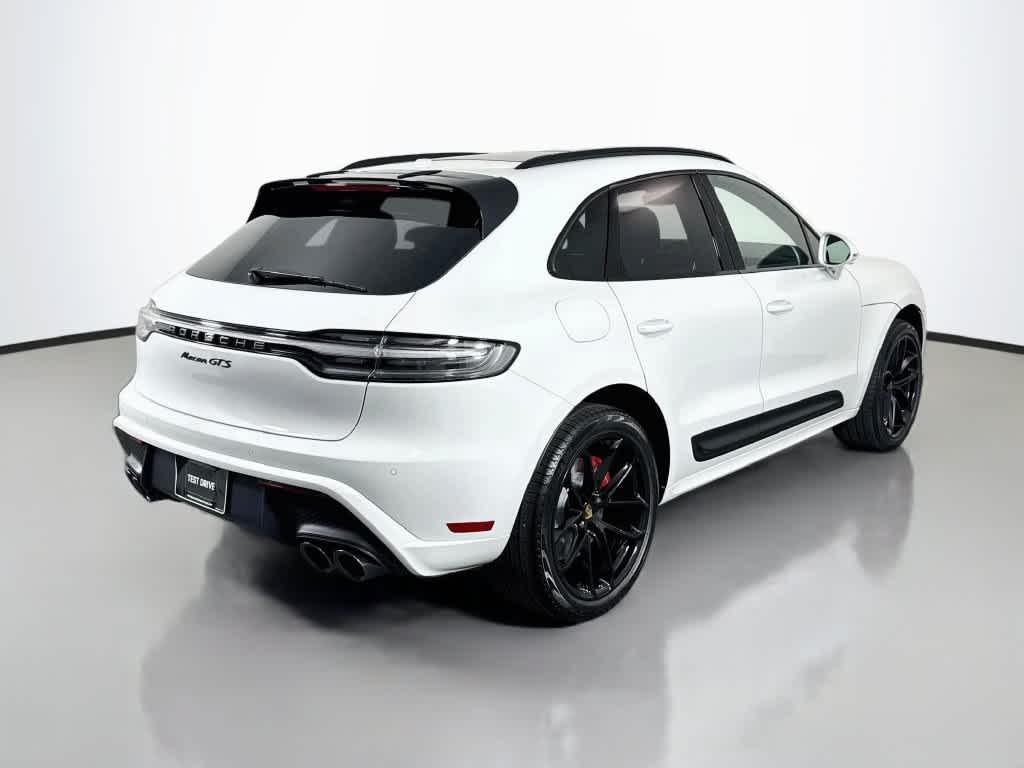 New 2026 0Q/Whit Porsche GTS image 9